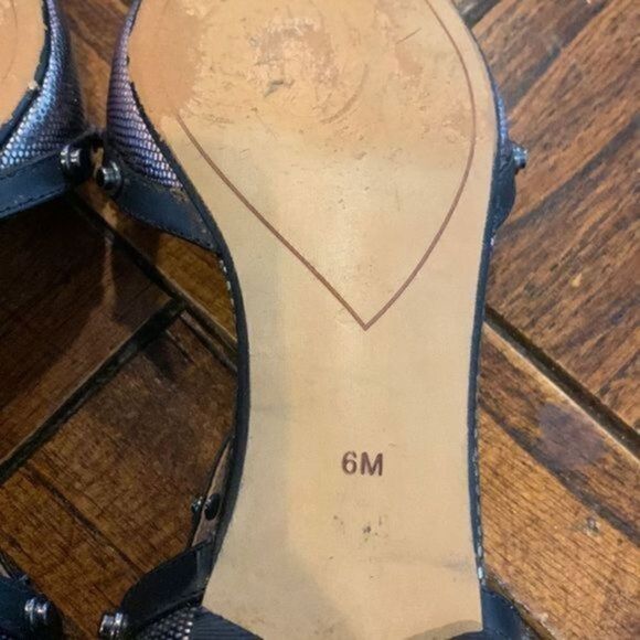 Halogen Olson Pointy Toe Silver Metallic Flats, Size: US 6 Regular (M, B) - Picture 13 of 14